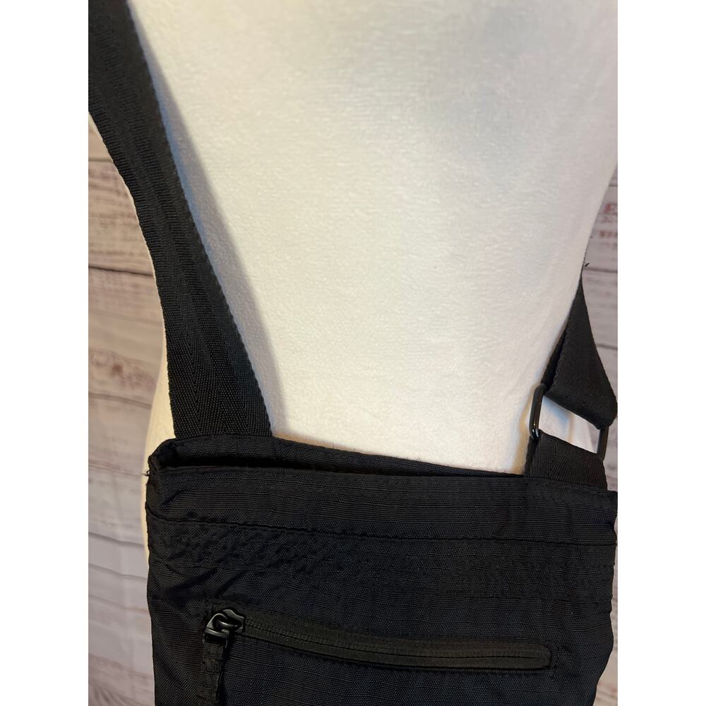 Dakine Jive Crossbody Bag Black - Picture 2 of 10